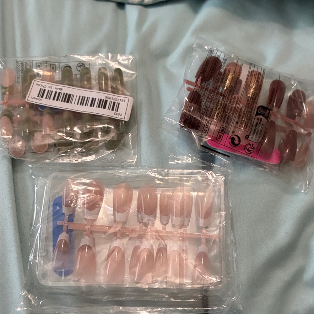 Elegant Nude and Pink Press-On Nails Set
